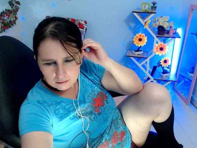 victoria-jones webcam