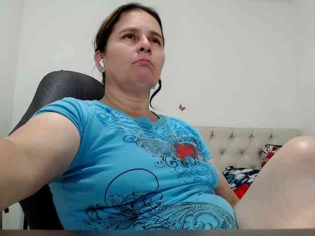 victoria-jones webcam