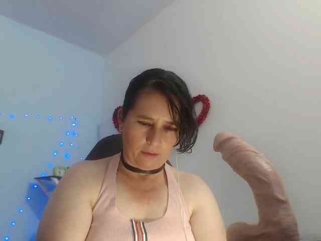 victoria-jones webcam