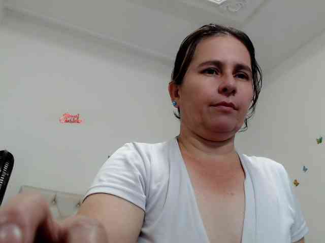 victoria-jones webcam