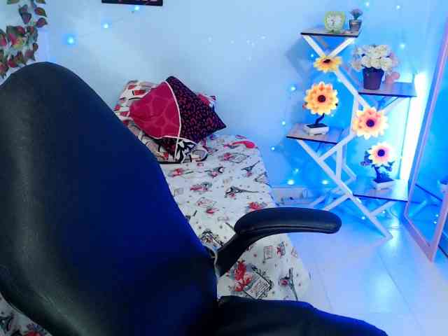 victoria-jones webcam