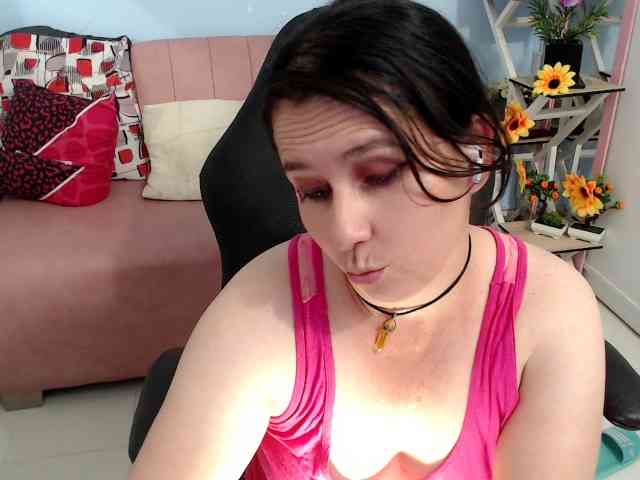 victoria-jones webcam