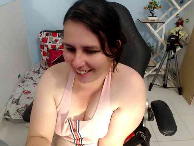 victoria-jones webcam