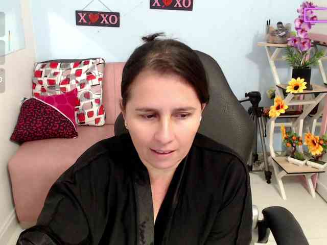 victoria-jones webcam