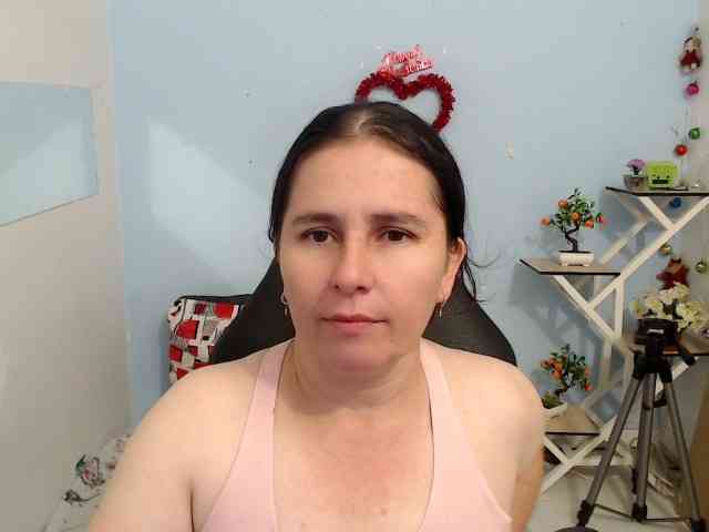 victoria-jones webcam