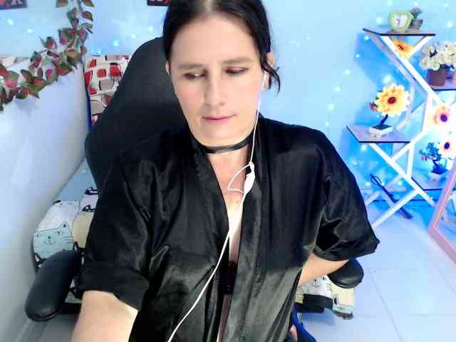 victoria-jones webcam