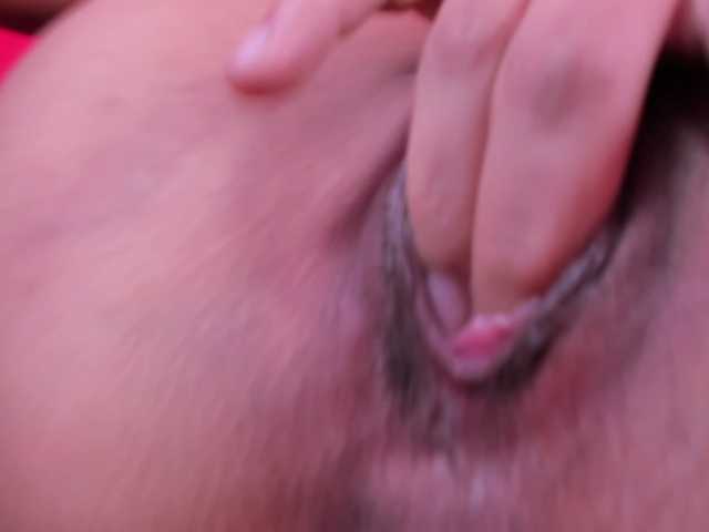 OliviaFox's BongaCams show and profile