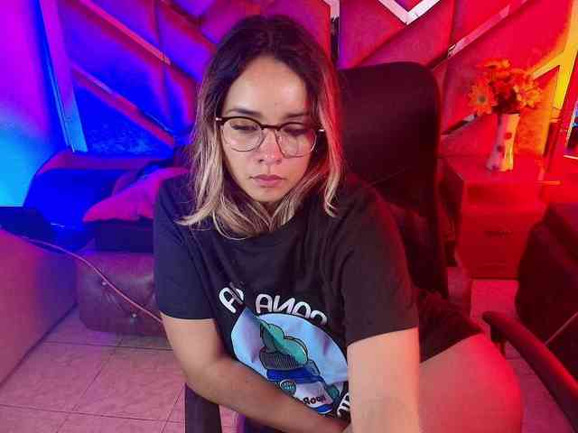 OliviaFox Live Webcam on BongaCams