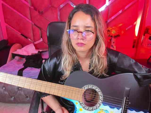 OliviaFox webcam