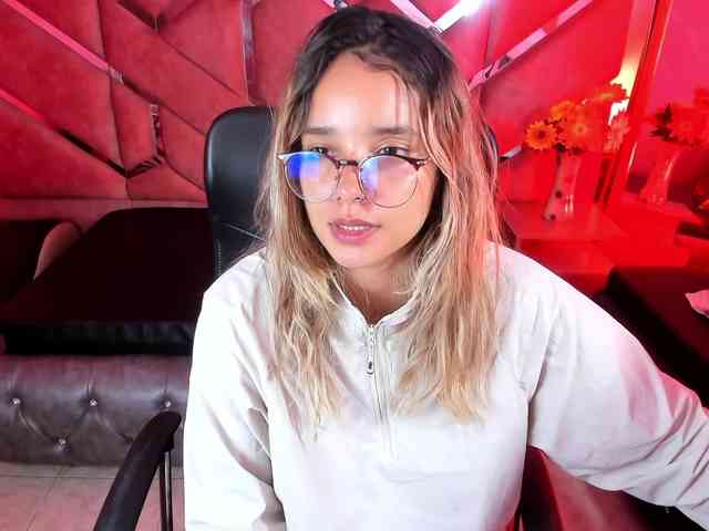 OliviaFox Live Webcam on BongaCams