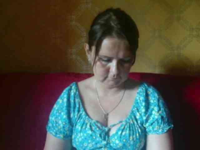 DoreenAlone webcam