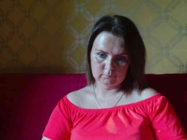 DoreenAlone webcam