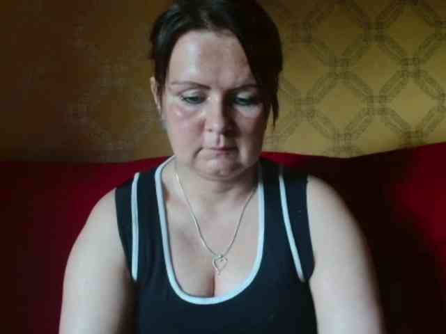 DoreenAlone webcam