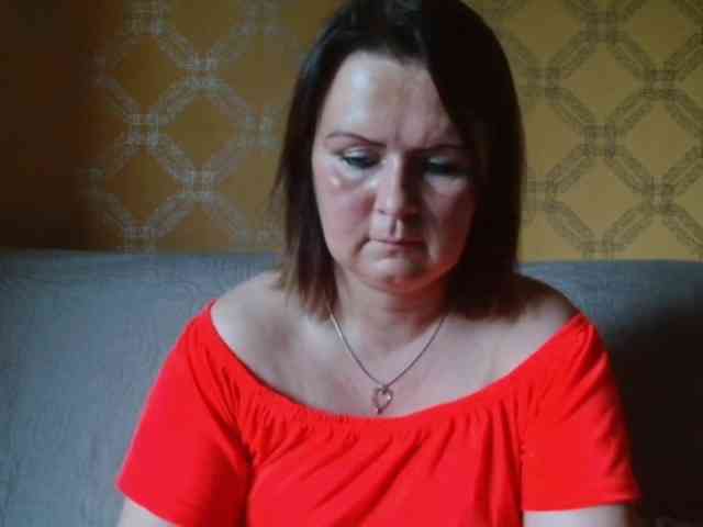 DoreenAlone webcam