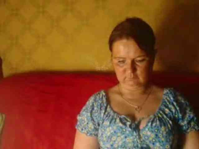 DoreenAlone webcam