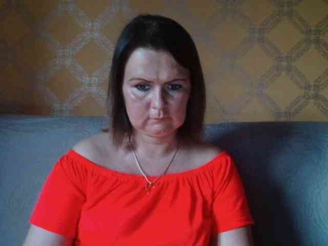 DoreenAlone webcam