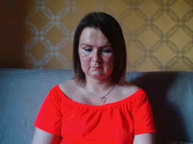 DoreenAlone webcam