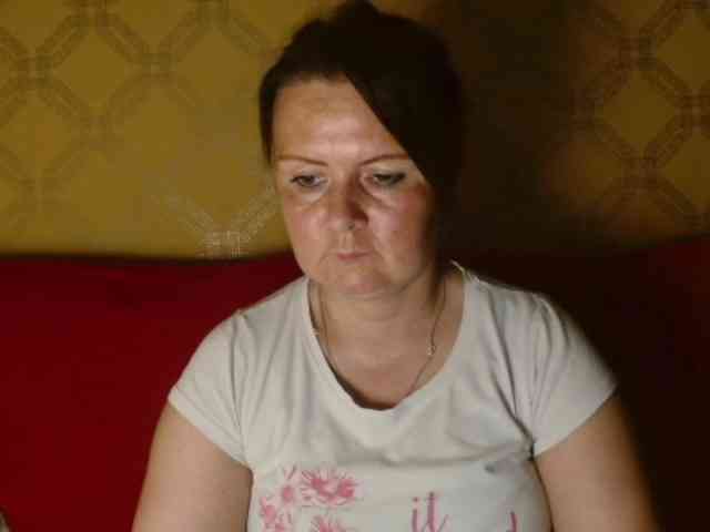 DoreenAlone webcam