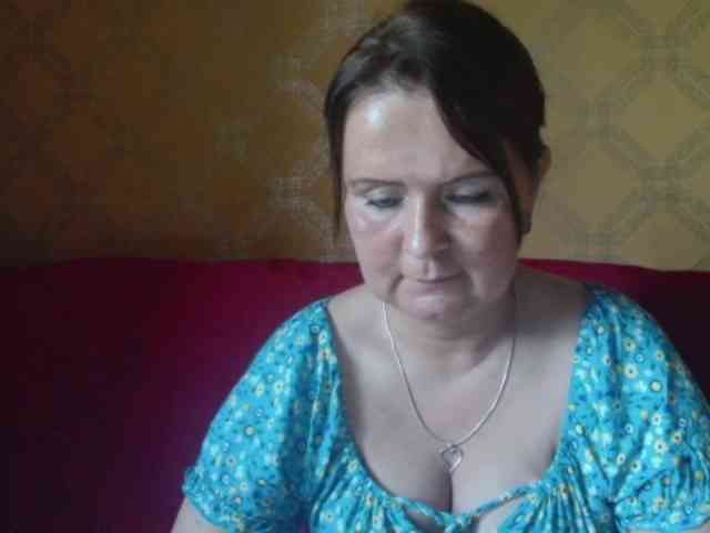 DoreenAlone webcam