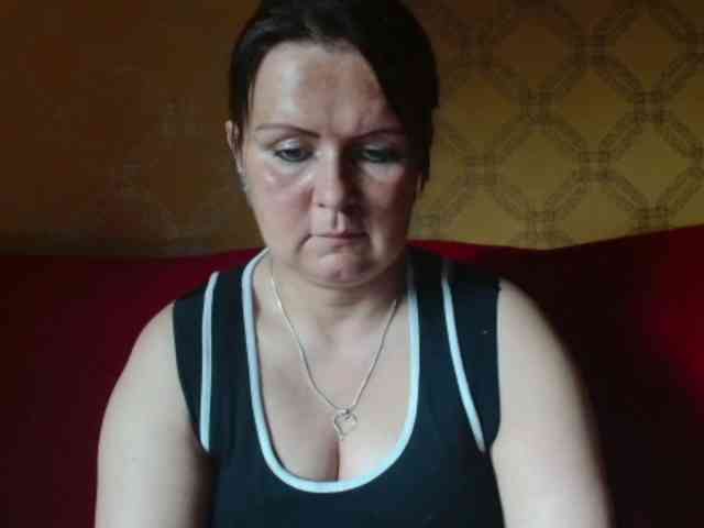 DoreenAlone webcam