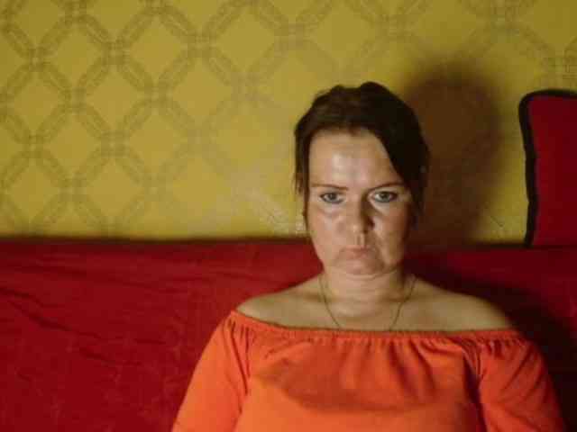 DoreenAlone webcam