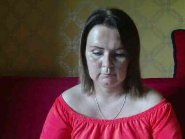 DoreenAlone webcam