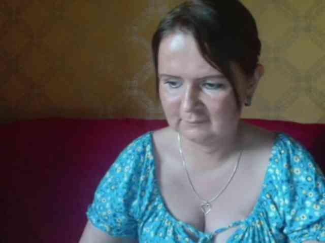 DoreenAlone webcam