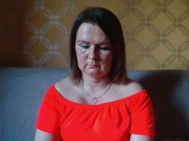 DoreenAlone webcam