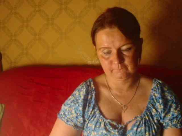 DoreenAlone webcam