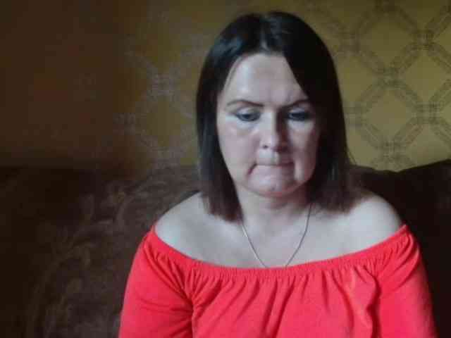 DoreenAlone webcam