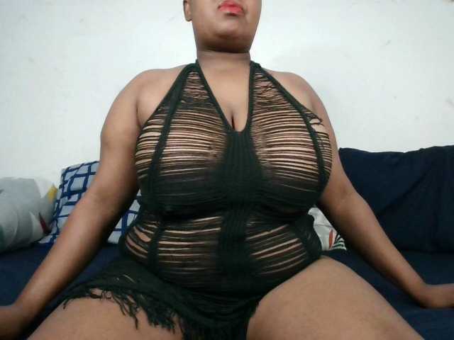 BIGTITTISXX's BongaCams show and profile