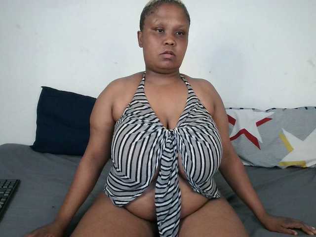 BIGTITTISXX's BongaCams show and profile