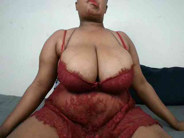 BIGTITTISXX BIGTITTISXX