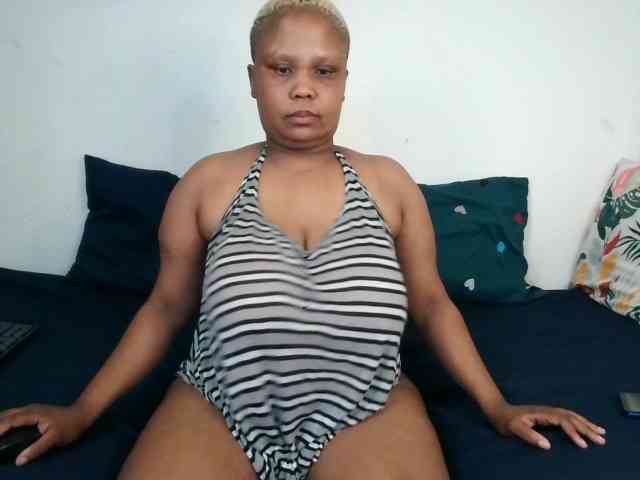 BIGTITTISXX BIGTITTISXX