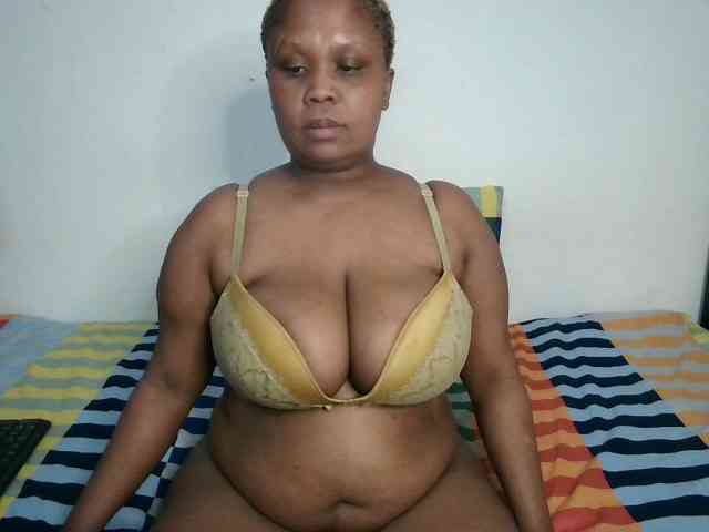 BIGTITTISXX