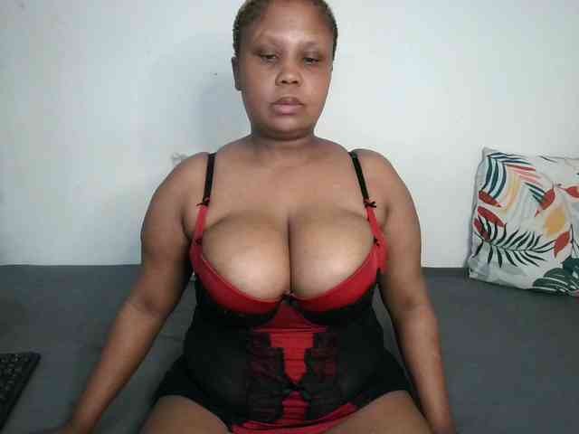 BIGTITTISXX