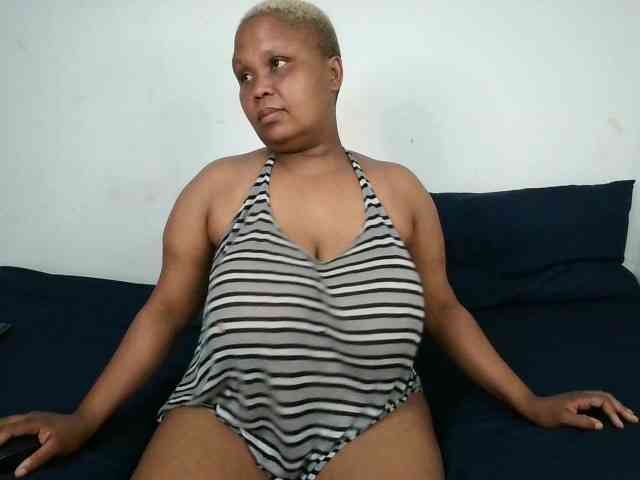 BIGTITTISXX BIGTITTISXX