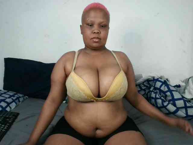 BIGTITTISXX BIGTITTISXX