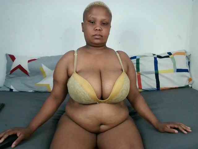 BIGTITTISXX BIGTITTISXX