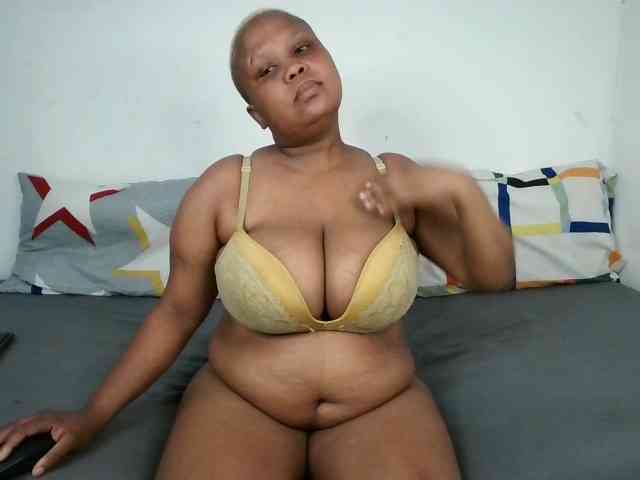 BIGTITTISXX BIGTITTISXX