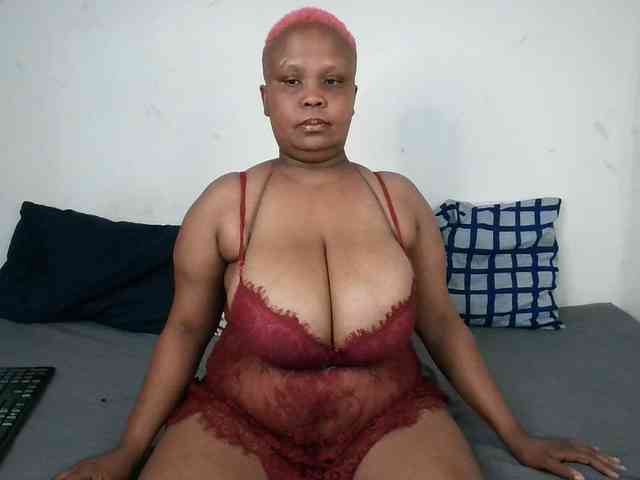 BIGTITTISXX BIGTITTISXX