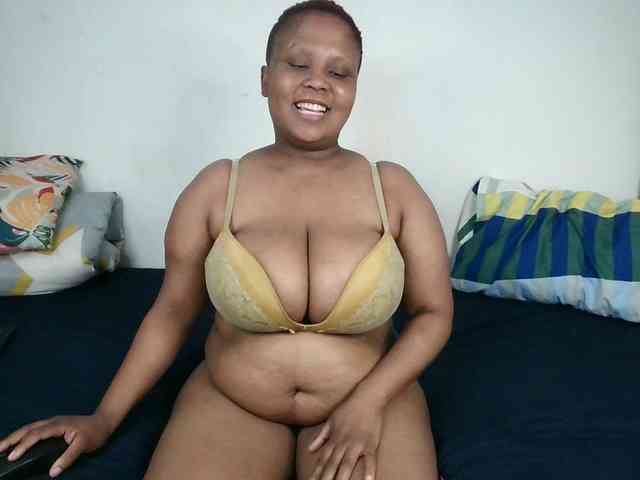 BIGTITTISXX BIGTITTISXX