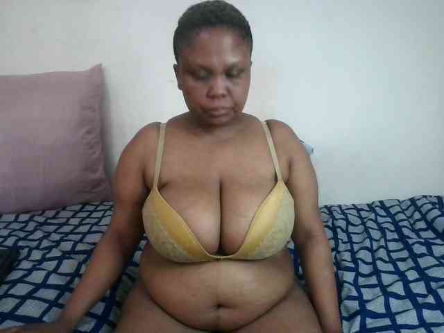 BIGTITTISXX BIGTITTISXX