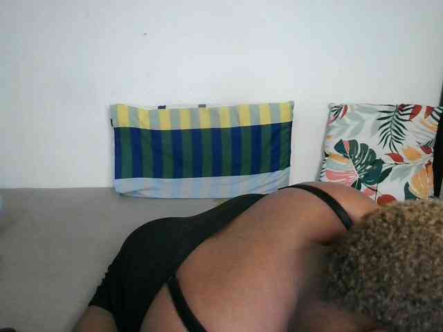 BIGTITTISXX webcam