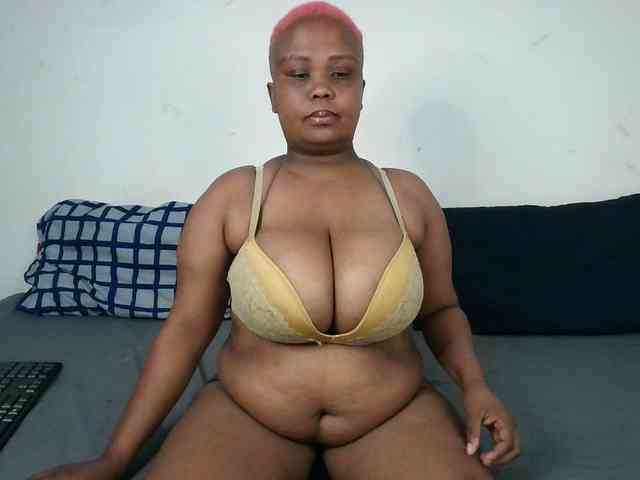 BIGTITTISXX BIGTITTISXX