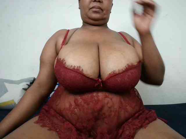 BIGTITTISXX BIGTITTISXX