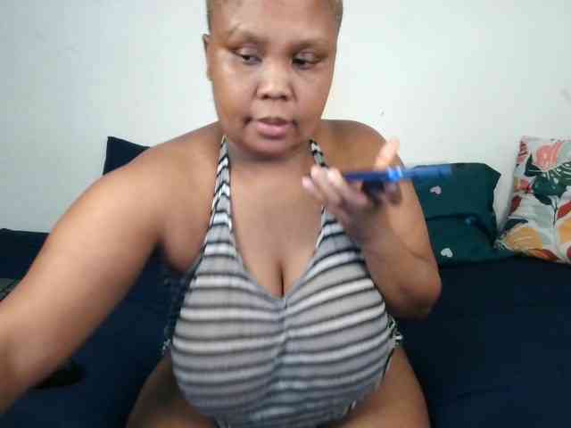 BIGTITTISXX BIGTITTISXX