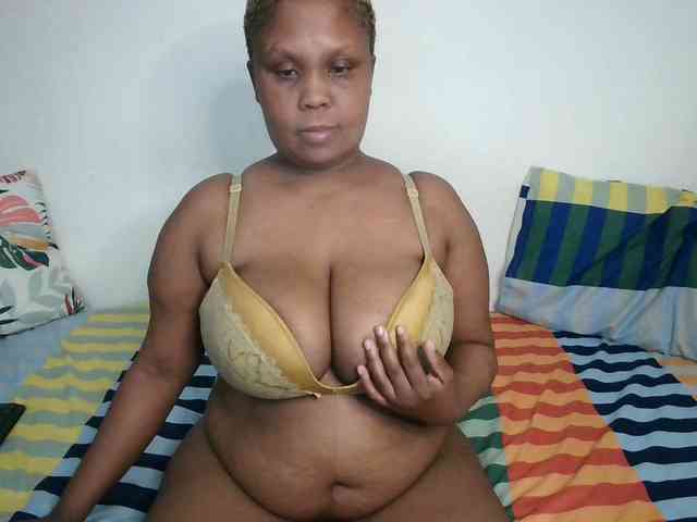 BIGTITTISXX