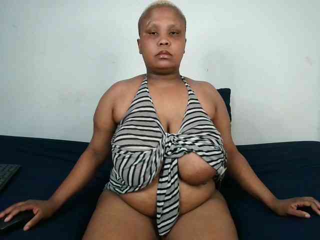 BIGTITTISXX BIGTITTISXX