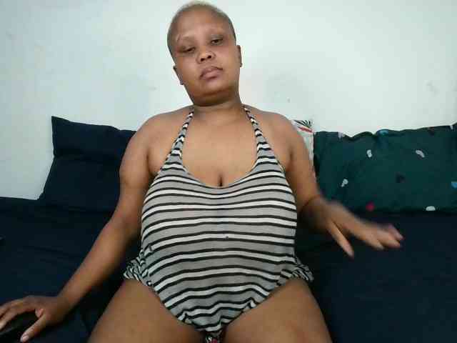 BIGTITTISXX BIGTITTISXX